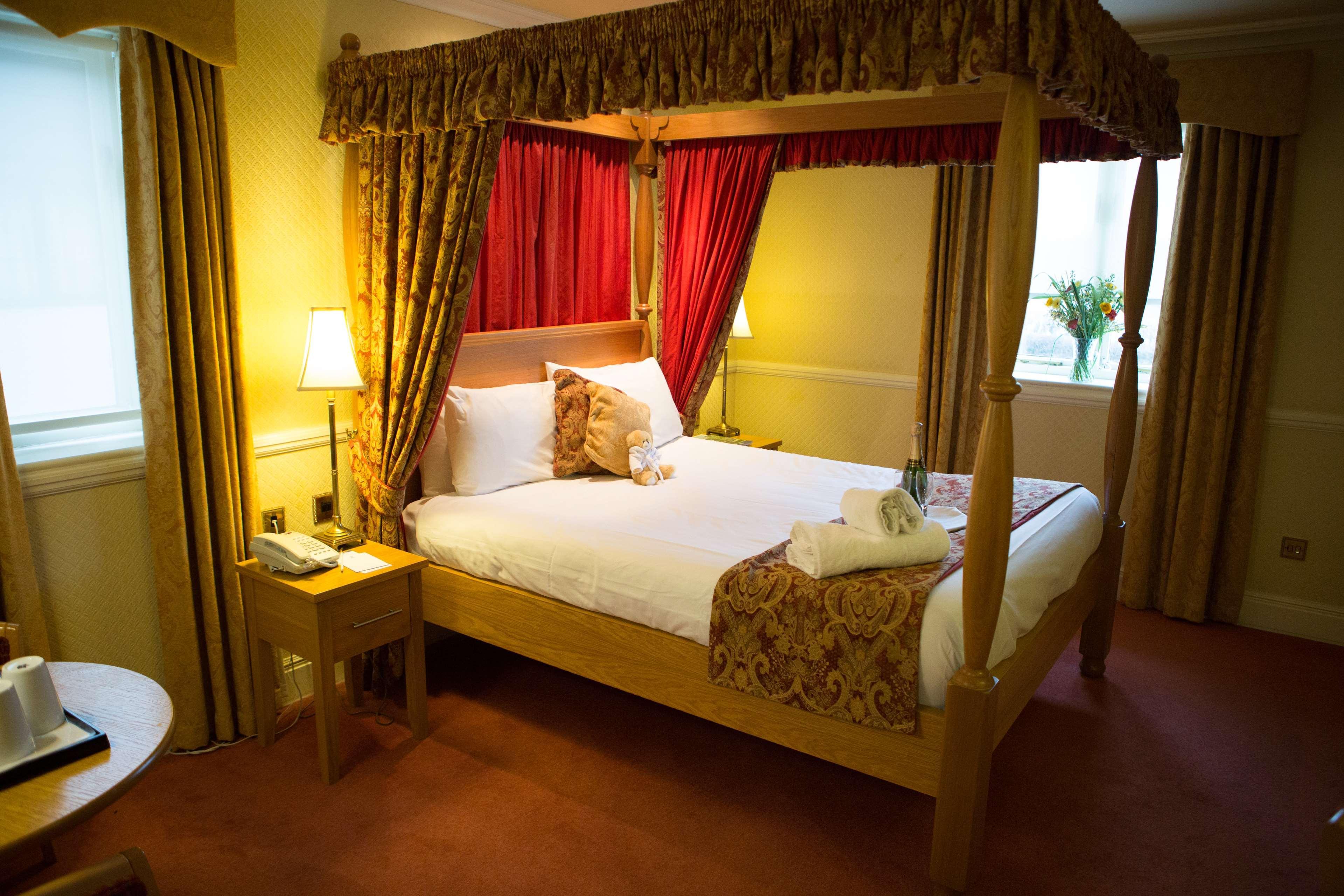 Best Western Gables Hotel Falfield Extérieur photo