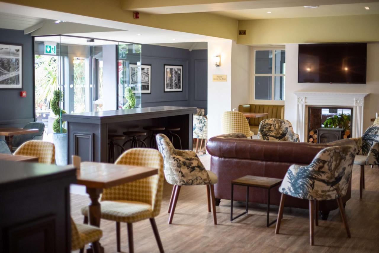 Best Western Gables Hotel Falfield Extérieur photo