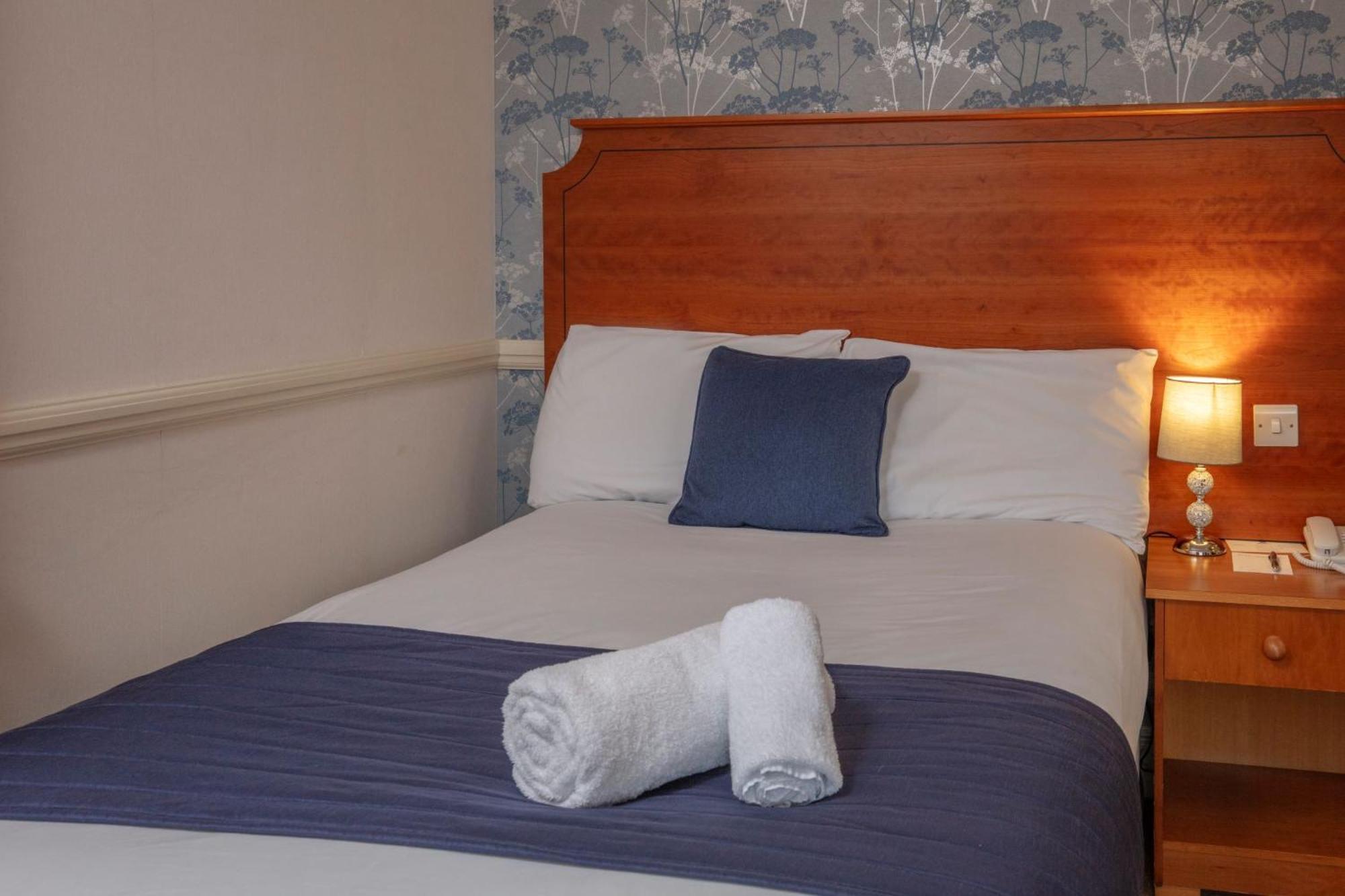 Best Western Gables Hotel Falfield Extérieur photo